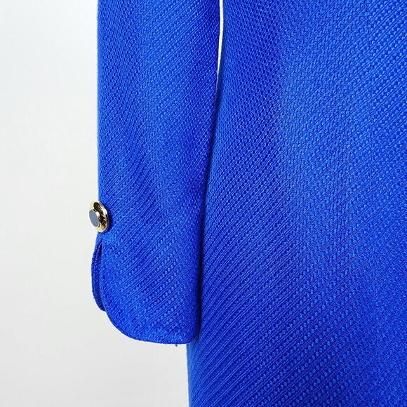 Elegant Blue Button-Down Dress - Picture 3 of 11